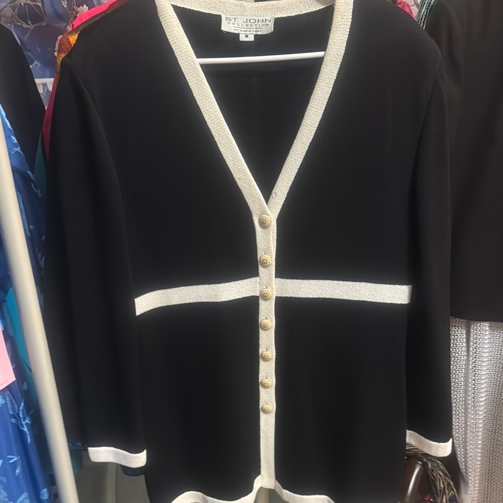 St. John Black and Cream Top